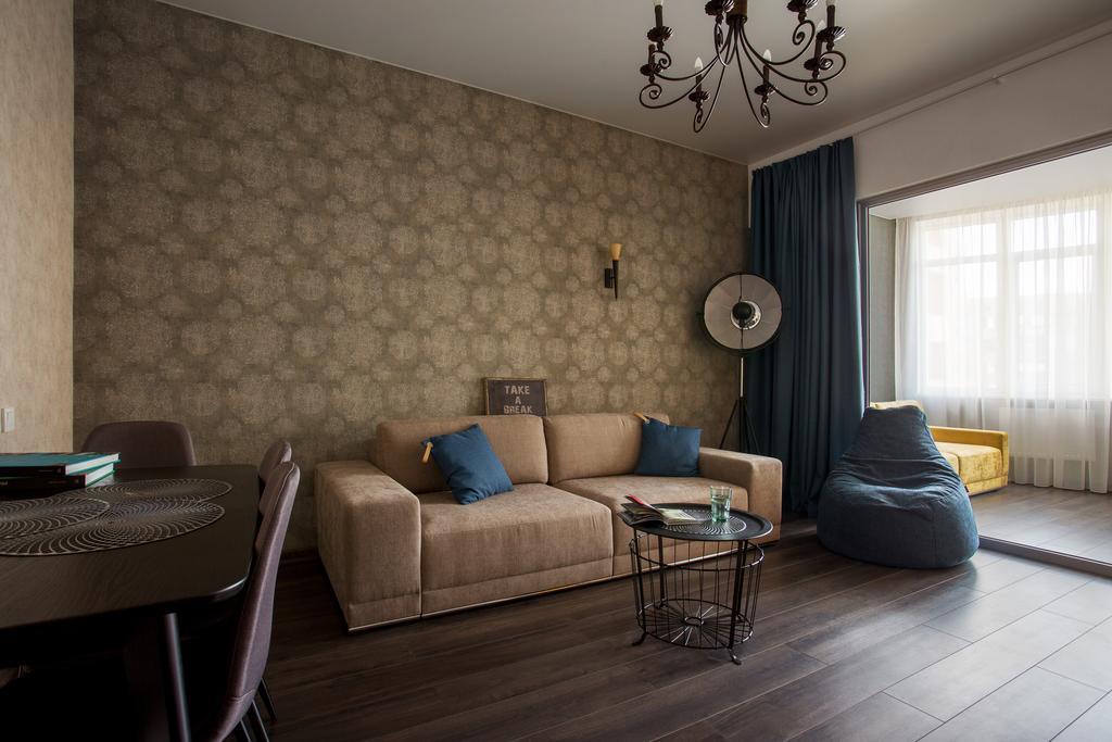 Modern Double Bedroom Apartment In Arkadia Odessa Exterior foto
